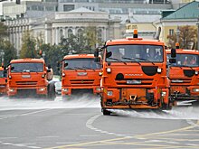 За апрель в Москве четыре раза промоют дороги