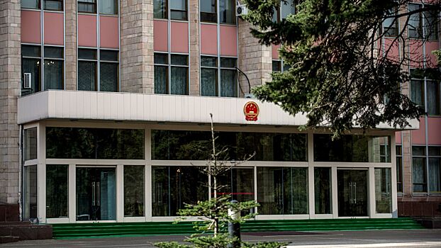 Как будут работать визовые центры в майские праздники
