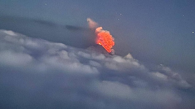 На Камчатке началось извержение вулкана Ключевского