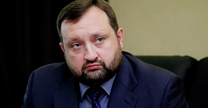 Арбузов не нашел связи между политикой и пожарами на Украине