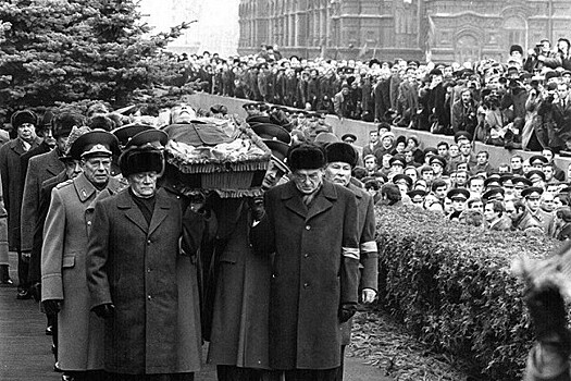 Как хоронили Леонида Брежнева