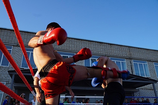 В Калмыкии кикбоксеры России готовятся к чемпионату мира