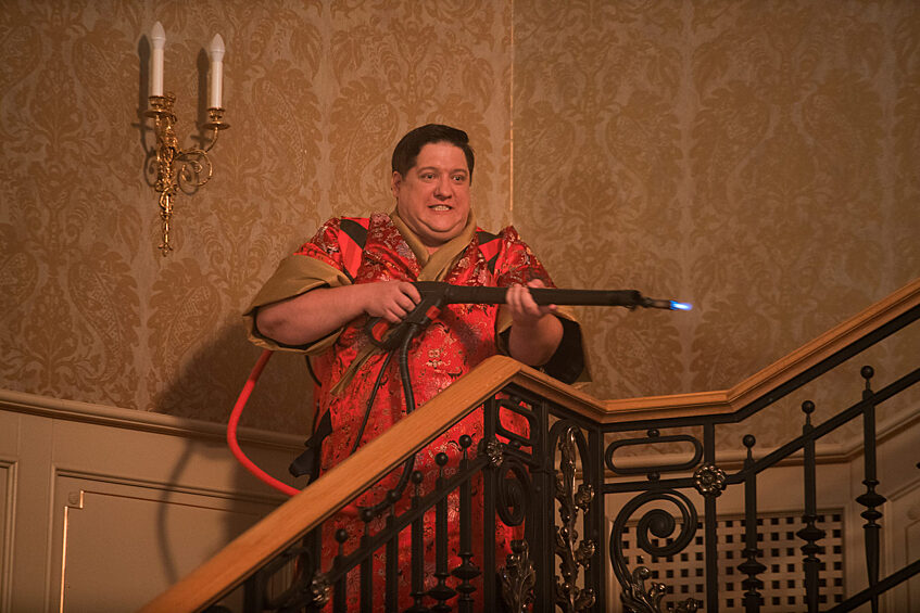 Роман Попов в сериале "Детективное агентство Мухича"