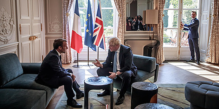"Дискуссии в тупике". Британские и французские СМИ — о встрече Макрона и Джонсона