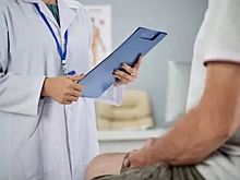 Уролог объяснил причины болей внизу живота у мужчин