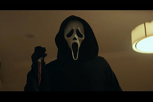 Убийца снова следует за Кортни Кокс и Дэвидом Аркеттом в трейлере пятого "Крика"