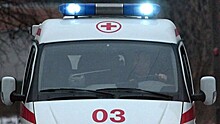 Тюменским пешеходам «всё равно» на карету скорой помощи?