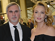 Валерий Меладзе и Альбина Джанабаева воссоединились со своим старшим сыном: фото