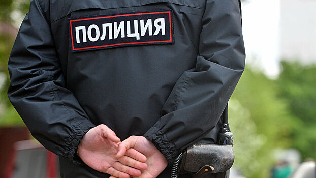 Мужчина в женской одежде напал с топором на людей в Москве