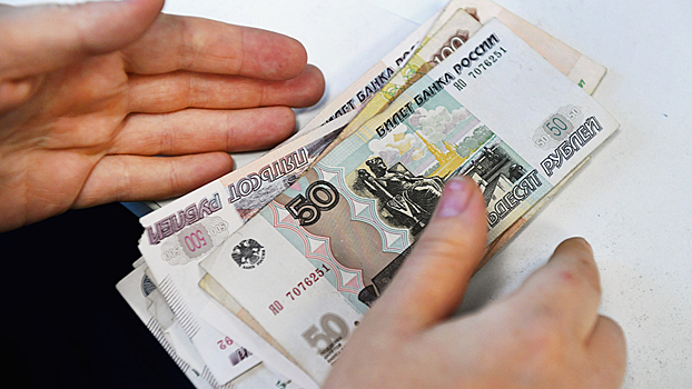 Минтруд упростит выплату части пособий в России