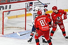 "Металлург" одержал волевую победу над "Автомобилистом" и вышел во второй раунд плей-офф КХЛ