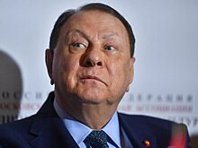 Варшавер заявил, что чувствует себя хорошо и готовится к работе после госпитализации