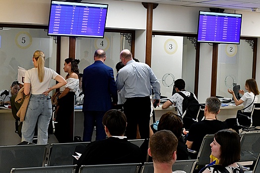 Генконсульство Испании в Москве бессрочно прекратило прием заявлений на визы