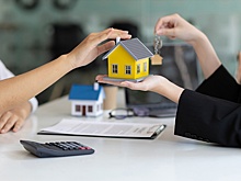 Подаренную недвижимость могут обязать оформлять у нотариуса