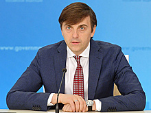 Глава Минпросвещения призвал восстановить в правах уволенного за стихи Хармса учителя