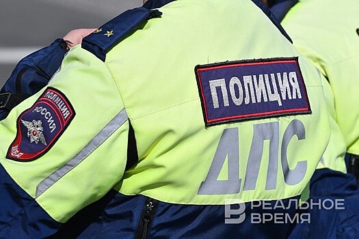В Казани пьяную женщину за рулем Hyundai Solaris задержали сотрудники ГАИ