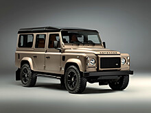 Классический Defender V8 слегка обновлен и получил эффектную отделку