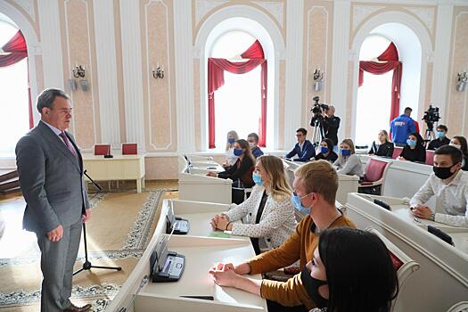 Валерий Лидин отметил работу активистов корпуса «За чистые выборы»