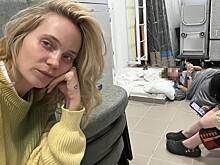 Глюкоза в убежище, Пугачева в аэропорту, а Макаревич желает победы своим. Что делают звезды во время войны в Израиле?