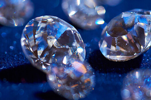 Доказана возможность образования алмаза под действием электрического поля в мантии Земли