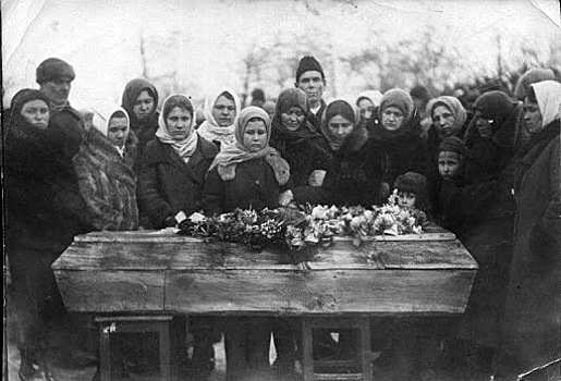 Почему фото похорон были распространены в СССР