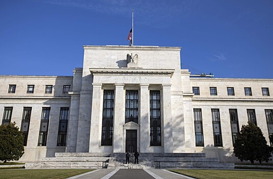 Крупные банки не считают, что снижение ставок ФРС пойдет на пользу
