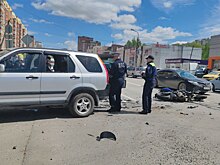 В Новосибирске мотоциклист погиб в ДТП на Выборной