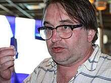 Умер режиссер Олег Флянгольц