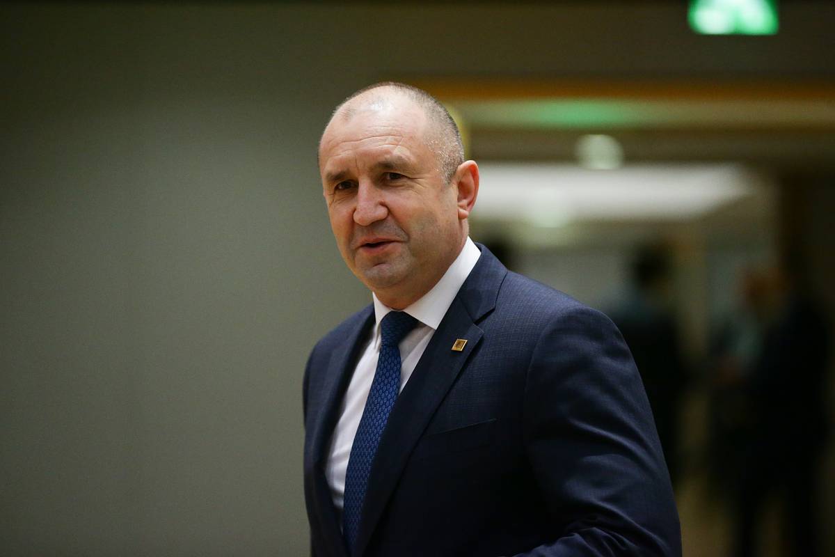 Президент Болгарии обвинил НАТО в нарушении красных линий на Украине