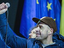 «Тихонечко боданул»: Михалок объяснил драку с фанатом на концерте на Украине