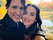 Певица Кэти Перри снялась в объятиях Джастина Трюдо в Токио