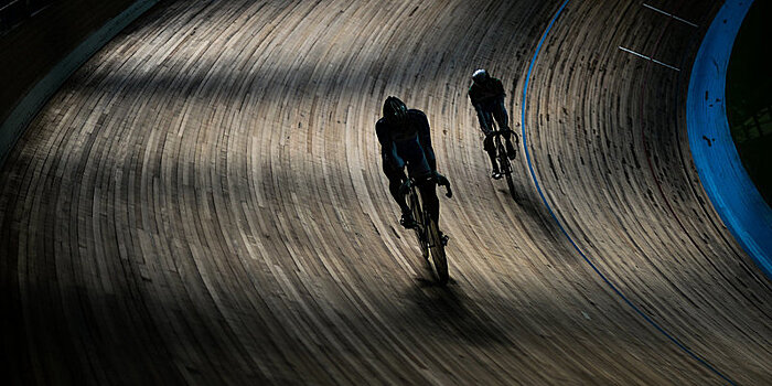 Женская и мужская команды Москвы по велотреку выиграли командные спринты на Спартакиаде