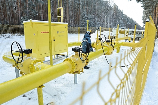 В Камышлове заработал новый газопровод: старт дала председатель областного парламента