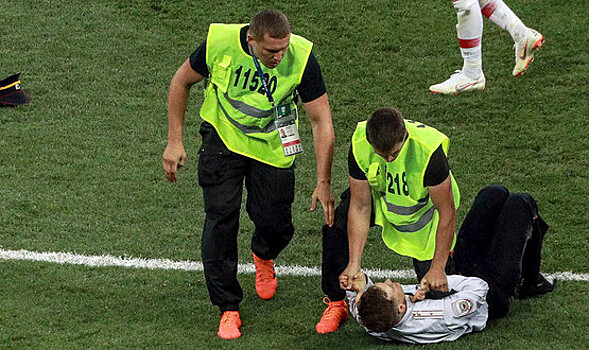 Порка и тюрьма: наказание для Pussy Riot