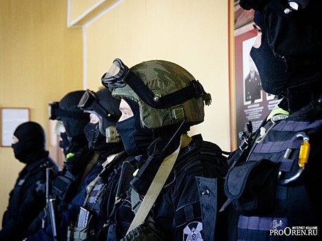 В Оренбурге четверо бывших полицейских получили длительные сроки за вымогательство