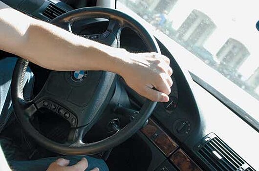 Пьяный водитель «БМВ» проломил голову пешеходу в Балахне
