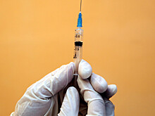 Вакцинный туризм: богатые британцы начали ездить в ОАЭ за прививкой от COVID-19