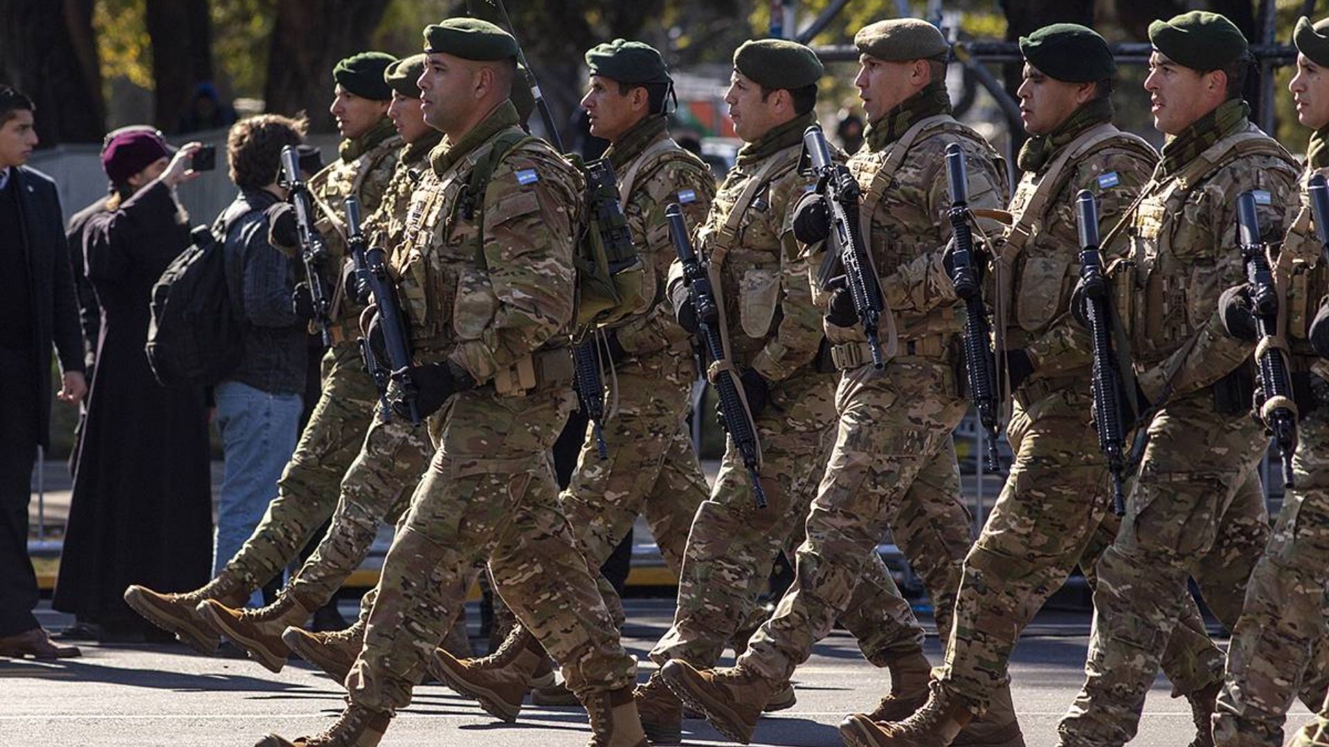 Еще одна страна задумалась об отправке войск на Украину