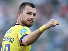 Комличенко о том, сколько ему нужно денег в месяц: «Не 30 тысяч и не 100. Чем больше зарабатываешь, тем качественнее продукты купишь, помидоры не за 300 рублей. И то 300 – дорого!»