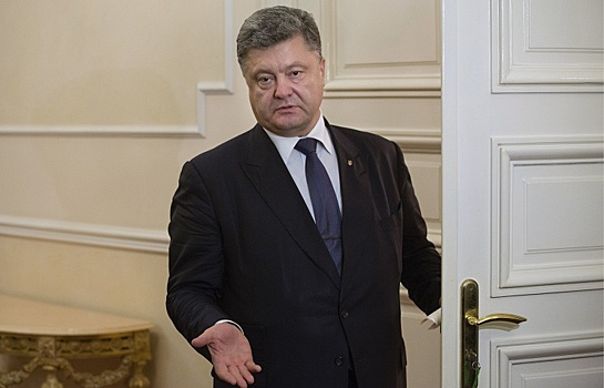 Порошенко назвал шантажом перенос выборов в ДНР и ЛНР