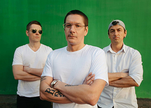 «Кирпичи» отмечают юбилей пластинки «Смерть на рейве»