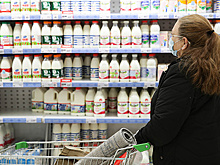 "Известия": Минпромторг выступил против указания цен за килограмм и литр