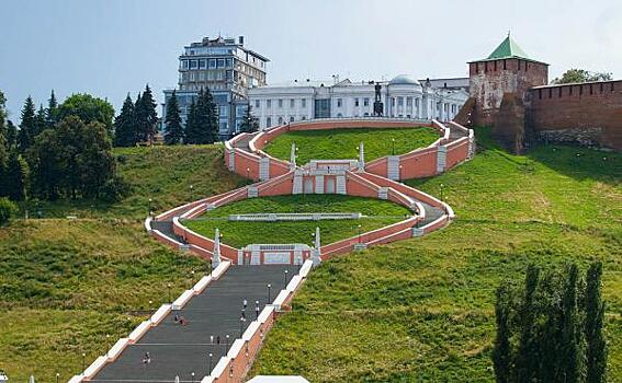 В Нижнем Новгороде Чкаловская лестница покрылась трещинами