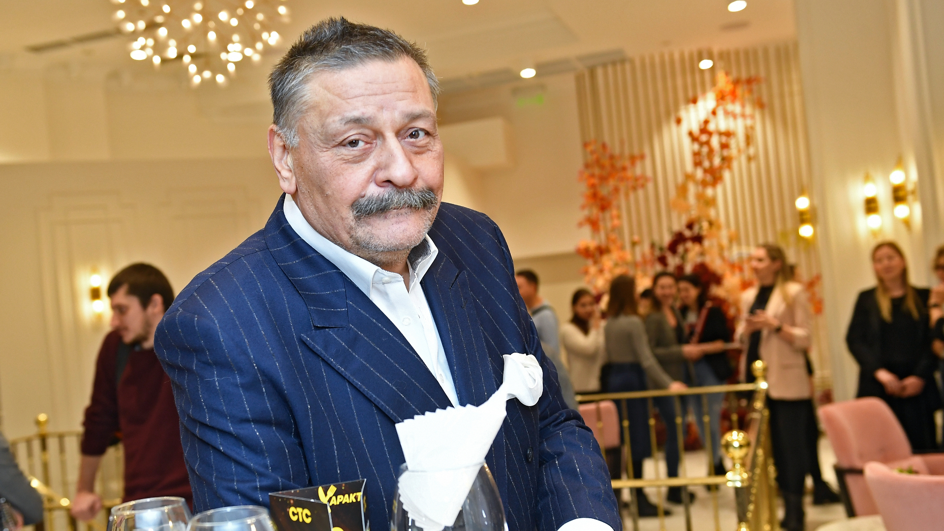 Куда мы едем: Назаров прокомментировал покаянное письмо жены