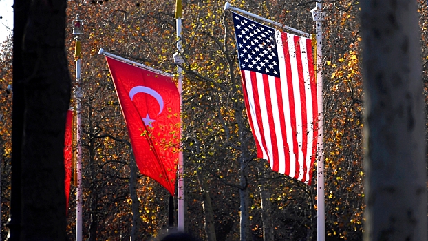 США смягчили санкции в отношении Турции, введенные после покупки С-400