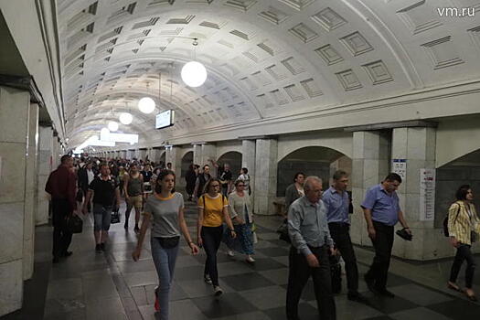 Режим работы нескольких станций метро изменят в Москве из-за репетиции парада