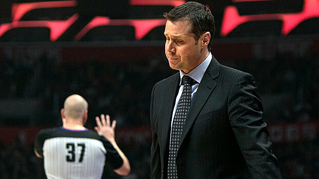 Клуб НБА «Сакраменто» уволил главного тренера после самого успешного сезона за 13 лет