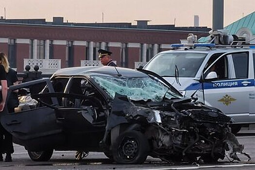 Устроивший у Кремля смертельную аварию водитель был пьян
