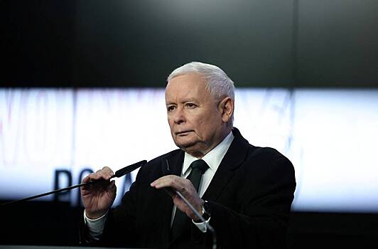 Экс-премьер Польши указал на полное вырождение Евросоюза