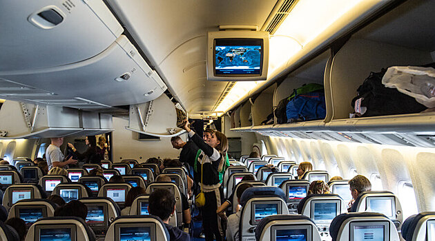 «Мне нужно улететь! Я никуда не пойду!»: самолет из «Внуково» долго не мог вылететь в Турцию